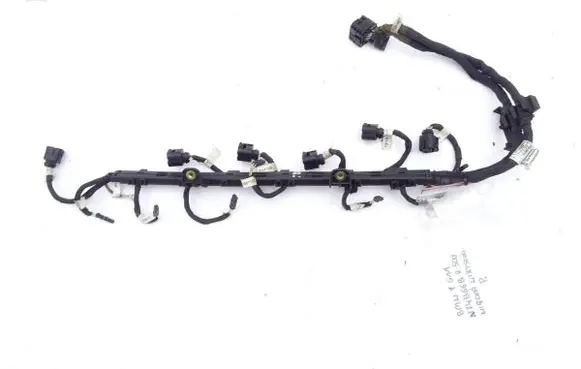BMW 7 G11 G12 Fuel injector wires 2394264