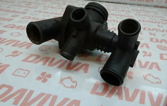 Ford Transit Thermostat/thermostat housing BK2Q-8594-AA BK2Q-8A856-AB