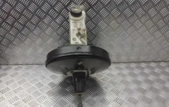 Renault Megane I Brake booster 8200157453