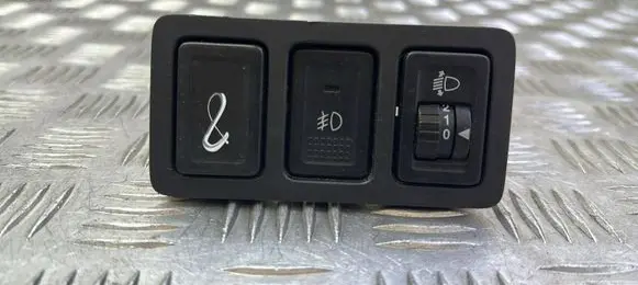 Suzuki Grand Vitara II A set of switches 7383165J0