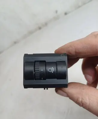 Skoda Roomster (5J) Headlight level height control switch 5J0941333
