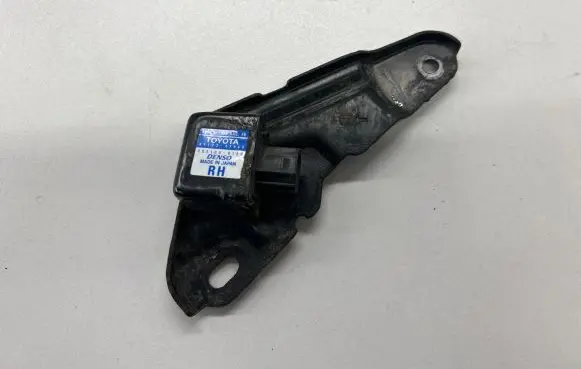 Toyota Prius (XW20) Airbag deployment crash/impact sensor 8917347040 2521000150