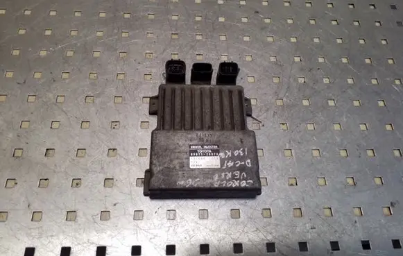 Toyota Corolla Verso E121 Fuel injection control unit/module 8987120070