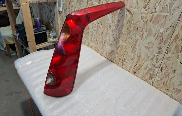 Nissan Note (E11) Rear/tail lights 