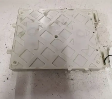 Volvo V40 Fuse module 31394135 04004554