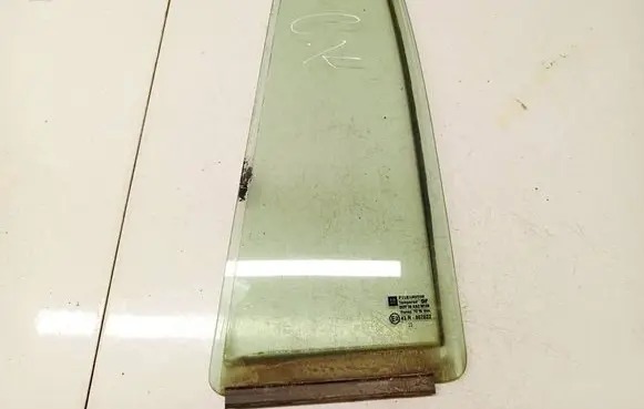 Opel Zafira A Rear vent window glass AS2