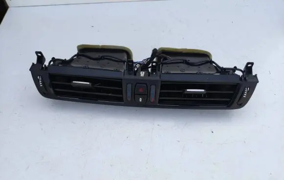 BMW X5 F15 Dash center air vent grill 16475510 9253115 9252648
