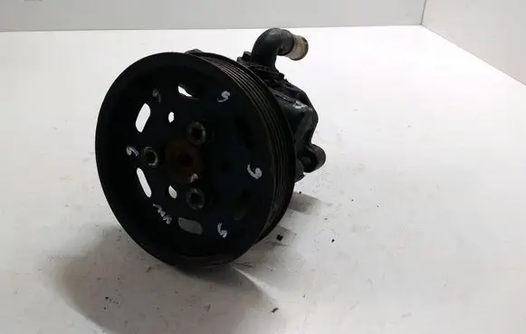Volkswagen Golf IV Power steering pump 1J0422154B 038145255A
