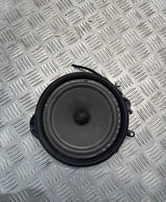 Audi A4 S4 B7 8E 8H Front door speaker 8E0035411