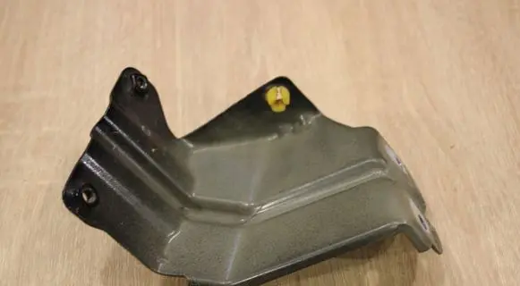 Chevrolet Captiva Fender mounting bracket