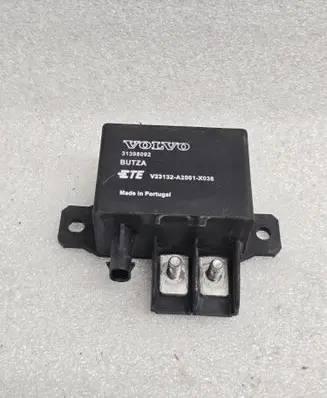 Volvo XC90 Coolant fan relay 31398092