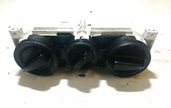 Skoda Octavia Mk1 (1U) Climate control unit 1j0819045e