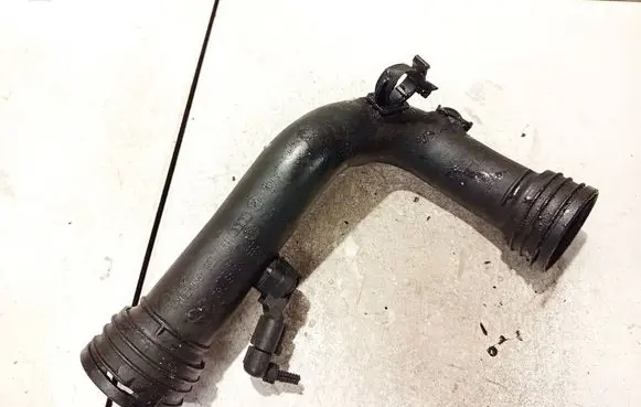Volkswagen Golf Plus Intercooler hose/pipe 1K0145762 PA6GF30