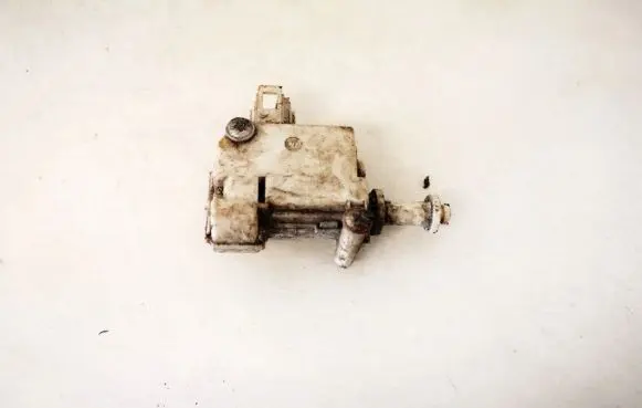 Audi A6 S6 C5 4B Central locking motor 