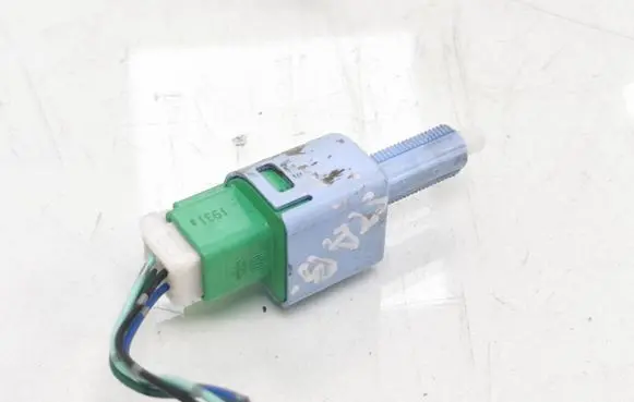 Mitsubishi ASX Brake pedal sensor switch F80CS5310