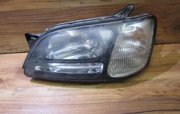 Subaru Legacy Headlight/headlamp 100-20656 Nenustatytas