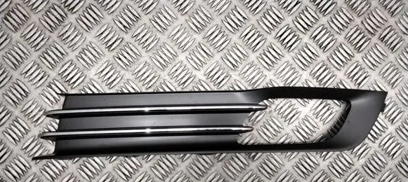 Front bumper lower grill