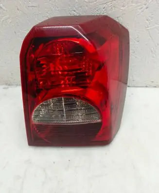 Dodge Caliber Rear/tail lights 05303752 05303880 51128