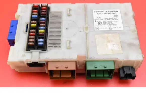Ford Mondeo MK IV Fuse box set 7G9T-14A073-DD