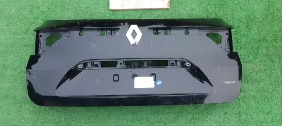 Renault Megane IV Tailgate/boot lid cover trim 901525374R