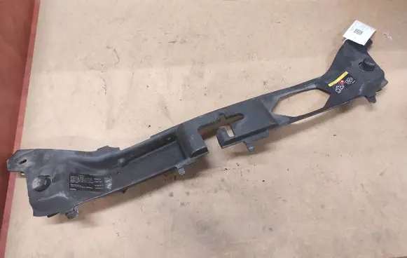 Volvo V50 Radiator trim 31217837