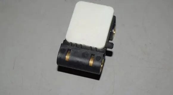 BMW 1 E81 E87 Airbag deployment crash/impact sensor 6911003