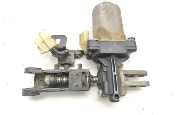 Hyundai Santa Fe Seat adjustment motor 88501EN740