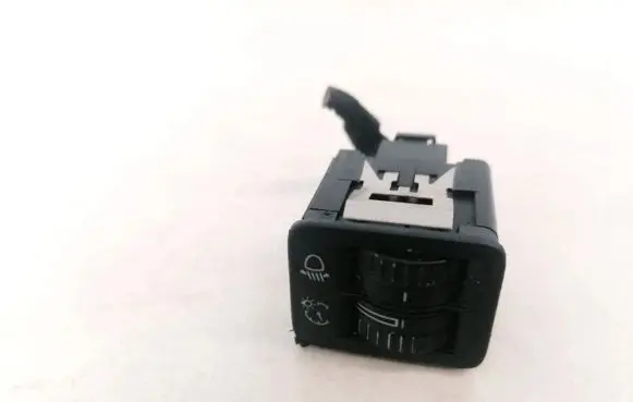 Volkswagen PASSAT B6 Headlight level height control switch 3C0941333