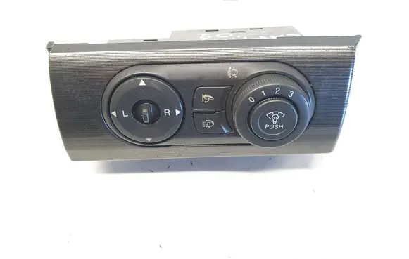Chevrolet Captiva Headlight level height control switch UG7K09