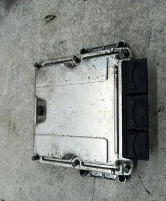 Opel Vivaro Engine control unit/module ECU 8200051608