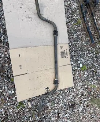 Nissan Navara D40 Front anti-roll bar/sway bar