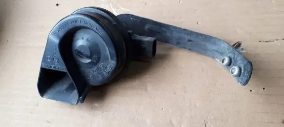 Audi A5 8T 8F Horn signal 8T0951223