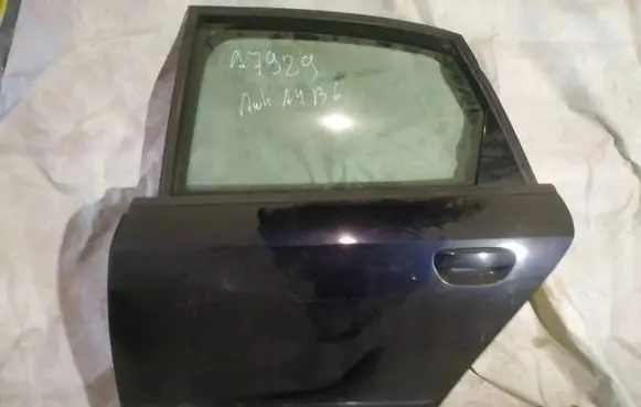 Audi A4 S4 B6 8E 8H Rear door melynos