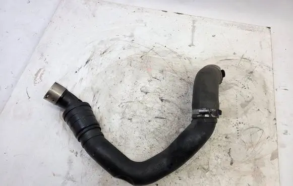 Jaguar XE Air intake hose/pipe GX736N650AF