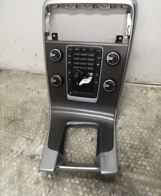 Volvo S60 Head unit multimedia control 8632427
