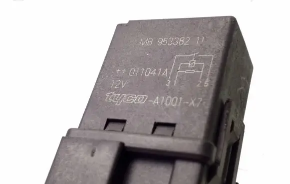 Volvo S40, V40 Other relay V23074 MB953382