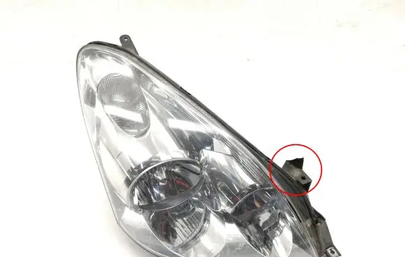 Toyota Corolla Verso E121 Headlight/headlamp
