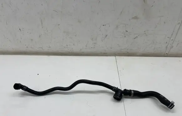 Mercedes-Benz CLA C118 X118 Engine coolant pipe/hose A2475011364 A2475011864