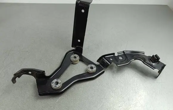 Honda CR-V ABS pump bracket