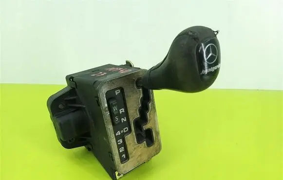 Mercedes-Benz E W210 Gear shifter/selector 2022670137