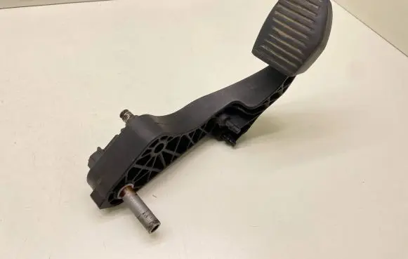 Clutch pedal