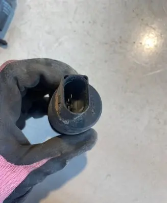 Volkswagen PASSAT B8 Windscreen/windshield washer pump 1K5955651