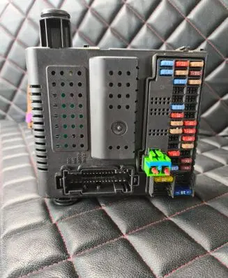Volvo S80 Comfort/convenience module 30786579 28155843 00006408320