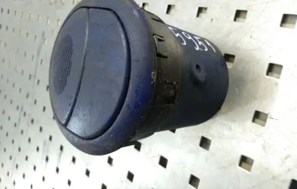 Fiat Doblo Dash center air vent grill