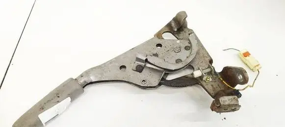 Handbrake/parking brake lever assembly