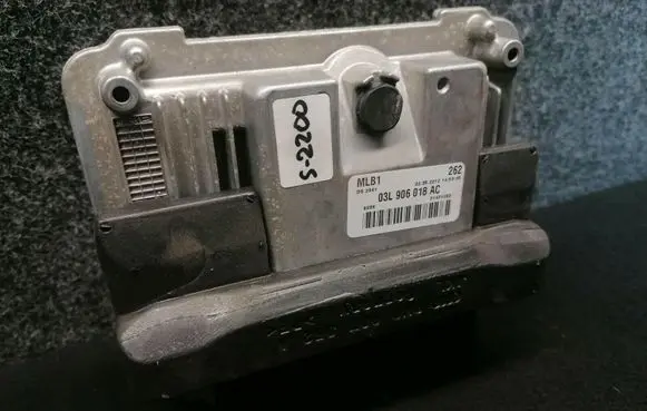 Audi A4 S4 B8 8K Engine control unit/module 03L906018AC