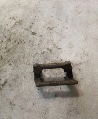 Volkswagen Phaeton Brake caliper pad carrier rear 