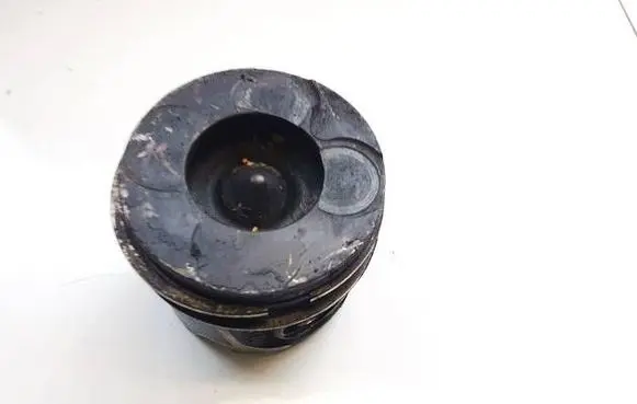Alfa Romeo 159 Piston b774