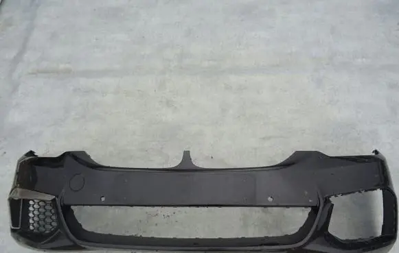 BMW 5 G30 G31 Front bumper R10P4