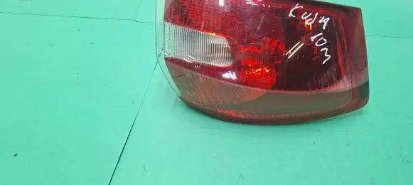 Ford Kuga I Rear/tail lights 8V4113405